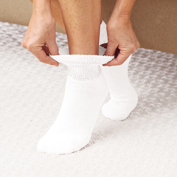 3-Pack Women's Diabetic Quarter Cut Socks, , large